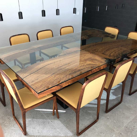 Matumi Dining Table